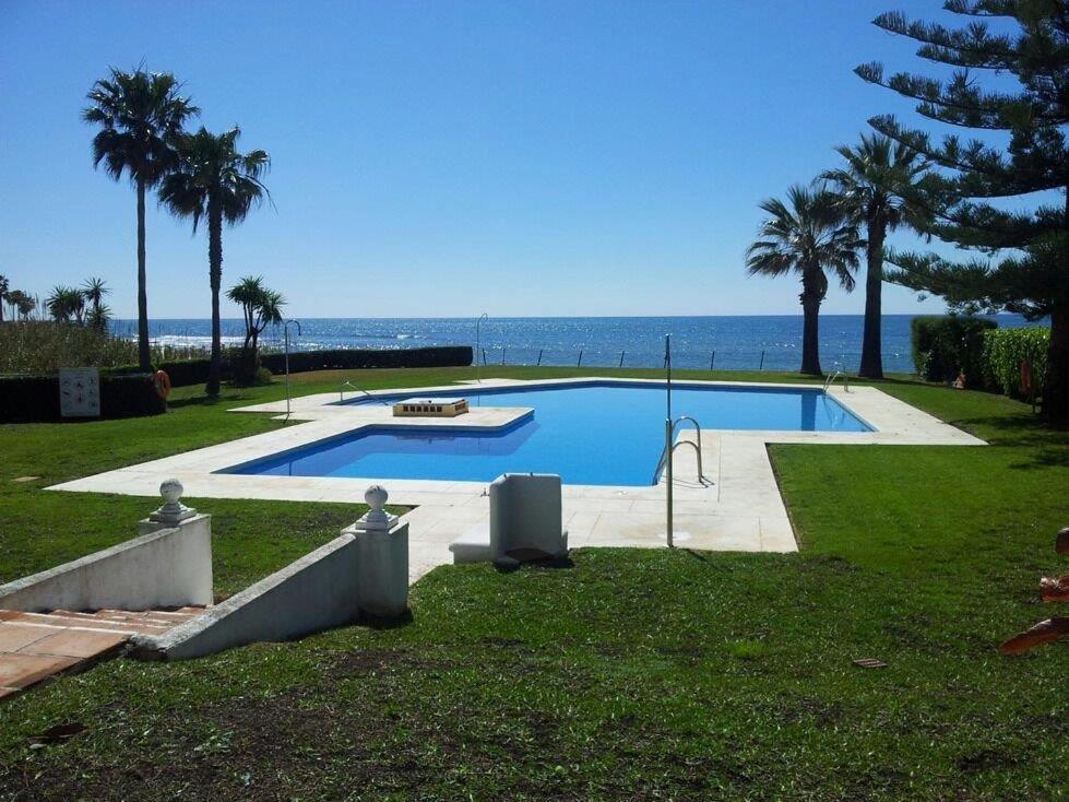 Elena Flat Lovely Paradise Above The Sea *
